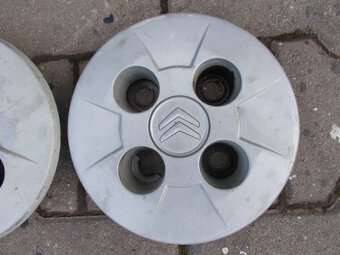 Stredové puklice Citroen Nemo Peugeot Bipper 2ks - 3