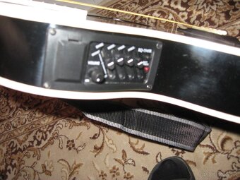 Elektroakusticka gitara - 3