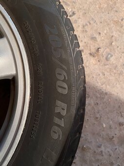 Predám sadu letných pneumatík spolu s diskami - 3