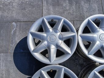 Felicia 4x100 R13 - 3