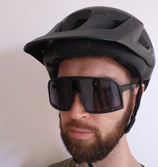 Športové slnečné okuliare - 3