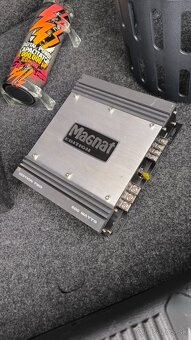Subwoofer Alpine + zosilňovač Magnat - 3