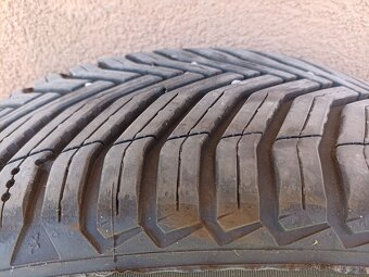 Michelin CrossClimate 2 215/65 R17 - 3