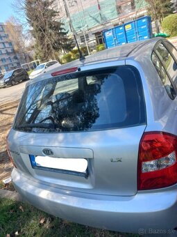 Predám KIA CERATO 1.6 - 3