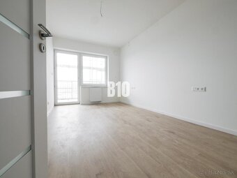 REZERVOVANÉ SLNEČNÝ 2 IZBOVÝ BYT v NOVOPOSTAVENOM PROJEKTE - - 3