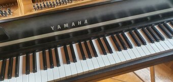 Yamaha CP-80 - 3