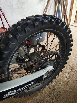 yamaha yzf 250 - 3