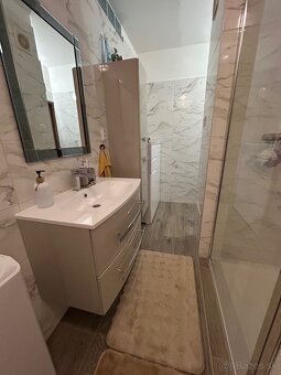 Virtuálna prehliadka 3-izb. byt, balkón, komora, pivnica - 3