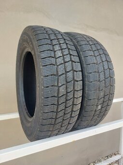 2ks 215/65R16C Zimné pneumatiky Vredestein Comtrac - 3