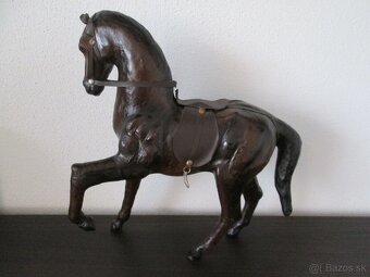 Drevený koník - 3