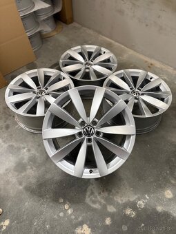 Hliníkové disky 5x112 R19 VW Lugano / VW Chennai - 3