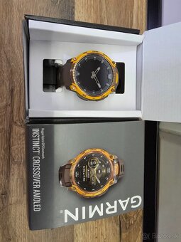 Predam smart hybridne hodinky Garmin Crossover Amoled - 3