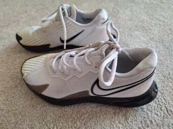 Tenisky Nike biele, vel.39 - 3