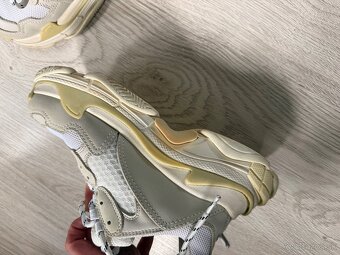 Balenciaga triple S - 3