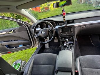 Škoda superb - 3