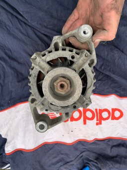 Predam bosch alternator na opel astra G - 3