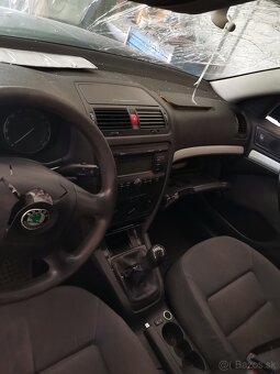 Škoda octavia 2. 1.9tdi 77kw kód motora BJB - 3