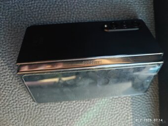 Samsung Galaxy Z-Fold 4 - 3