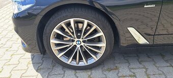 BMW 520xd Luxury REZEROVANE - 3