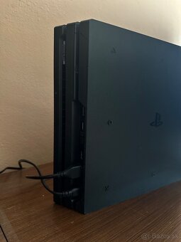 PS4 Pro 1TB - 3