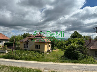 Pozemok v obci Sľažany 3 595 m2 intravilán ID 558-14-MIG - 3