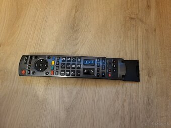 Plazma TV Panasonic TH-42PX80EA - 3