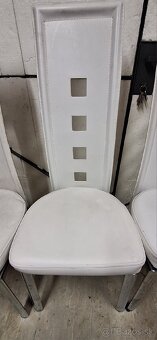 JEDÁLENSKÉ STOLIČKY 4X - 3