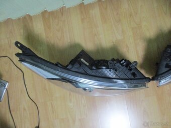 Predné svetlá na Hyundai i30 - 3