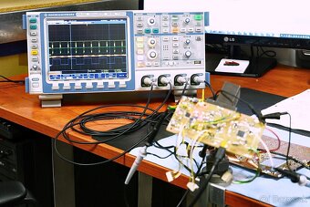 Signal analytik & programátor - 3