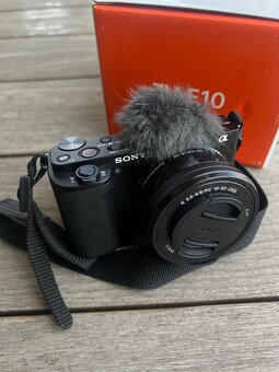 Sony Alpha ZV-E10 + 16-50mm - 3