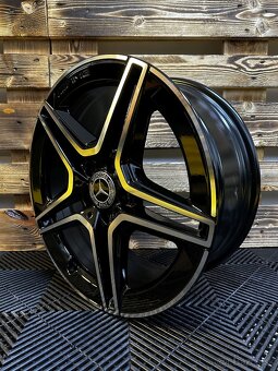 Mercedes A, B, CLA - 4x orig. ALU AMG R18 - 3