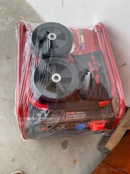 Profesionálna elektrocentrála Europower EP 6500 T AVR - 3