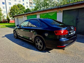 Volkswagen Jetta III 1.2 TSI 2014 (4 valec) Garážované - 3