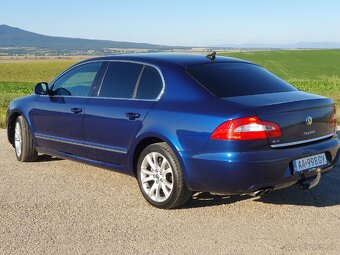 Škoda Superb 2.0 TDI CR 4x4 140k Elegance DSG
 - 3