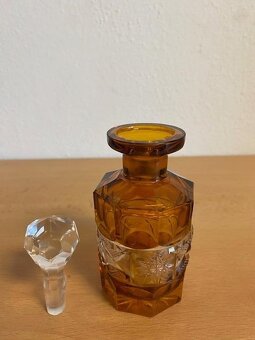 Starožitná sklenená karafa - 3