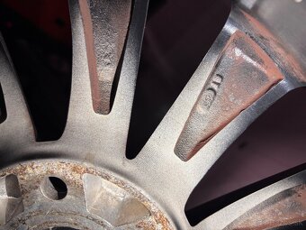 Disky s pneumatikami - 3