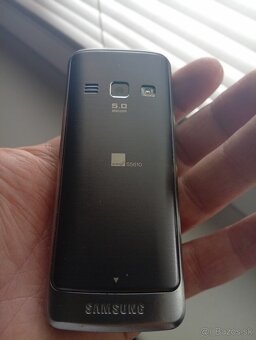 SAMSUNG GT-S5610 - 3