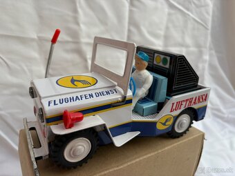 Vintage Lufthansa Flughafen Jeep – Ichiko - 3