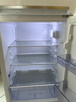 Chladnička s mrazničkou 70 € - 3