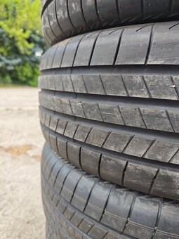 4x Letne 235/55 R19 - 3