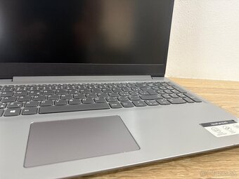 LENOVO IdeaPad S145 AMD A6 - 3