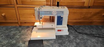 Predám šijací stroj Veritas Famula 4890 electronic - 3
