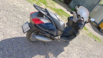 Skúter aprilia - 3