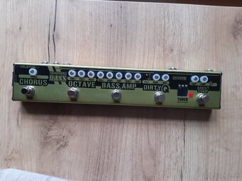 REZERVÁCIA Valeton Dapper Bass multiefekt - 3