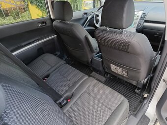 Toyota Corolla Verso 2,2 D4D 2009 - 3