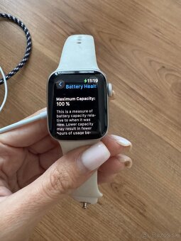 Apple Watch SE Gen2 40mm Starlight S/M - 3