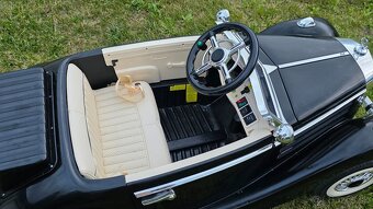 Elektrické autíčko 4x35W motor, nosnosť 90kg - 3
