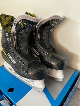 Korčule Bauer Supreme M3 – vel.5 EE + nové voskované šnurky - 3