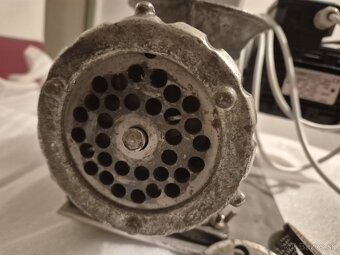 Porkert 22 elektrický mlynček - 3