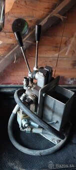 Hydraulicky rozvádzač - 3